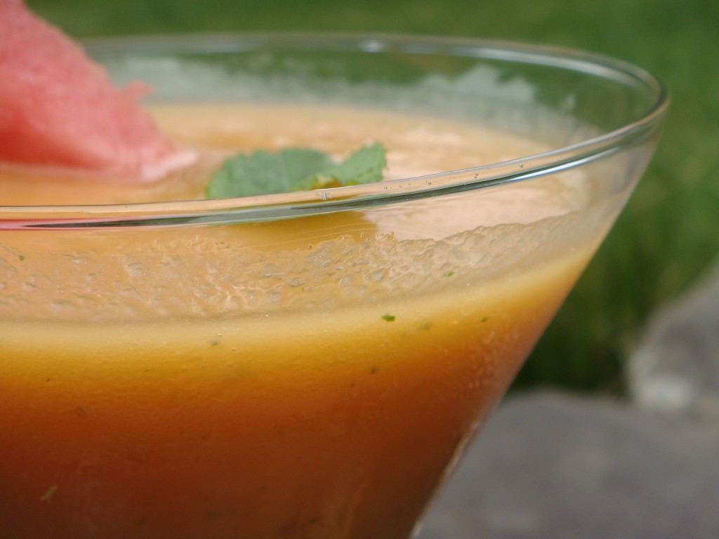 mango mint drink photography