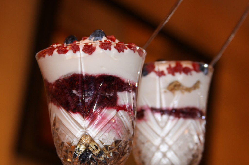 Blueberry granola parfait